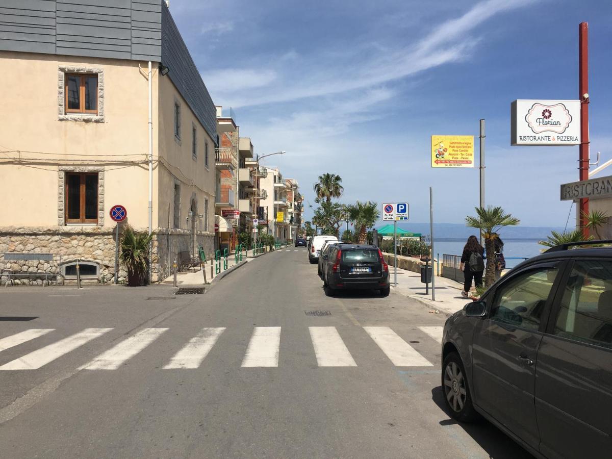 Luxury House Διαμέρισμα Letojanni Εξωτερικό φωτογραφία